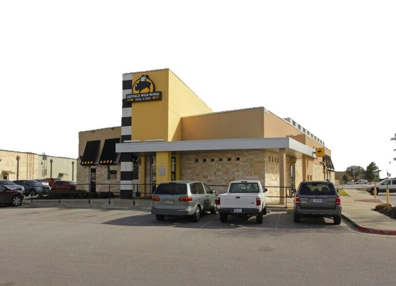 Primary Photo Of 4710 183A Toll Rd, Cedar Park Restaurant For Lease