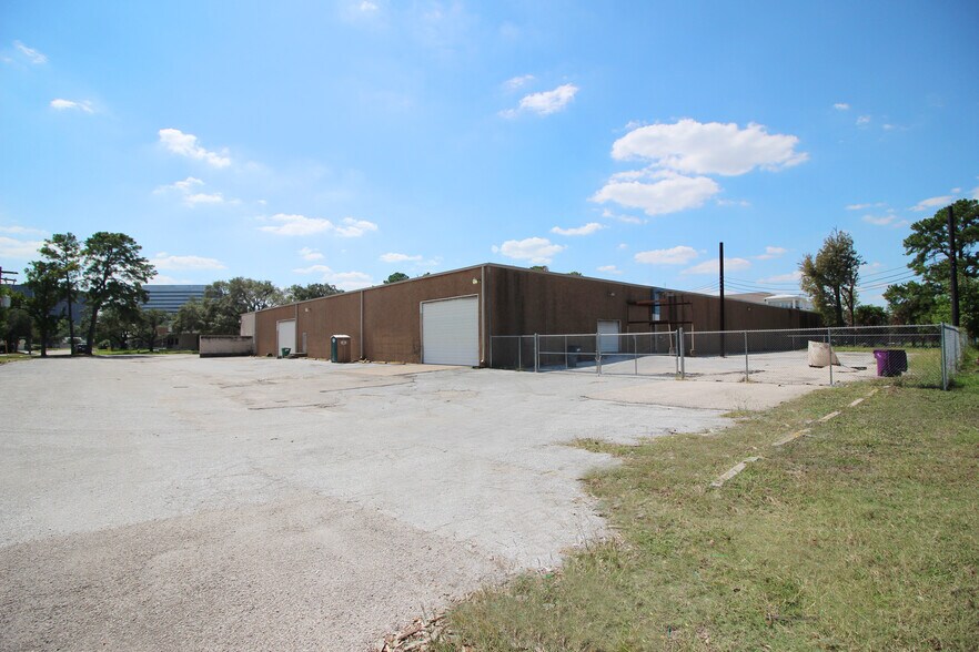 More Photos Of 3810 Dacoma St, Houston Warehouse For Sale