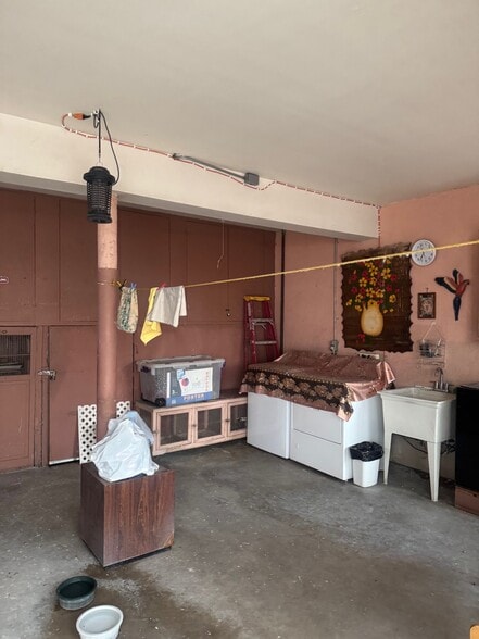 More Photos Of 410 Fischer St, Glendale Apartments For Sale