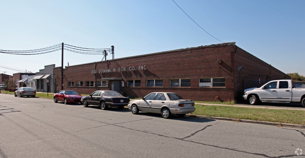 Primary Photo Of 541 Hawkins St, Burlington Manufacturing For Sale