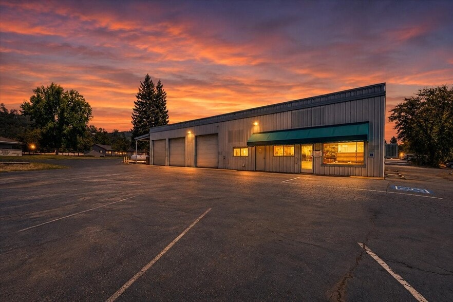 Primary Photo Of 767 Murphys Creek Rd, Murphys Service For Sale