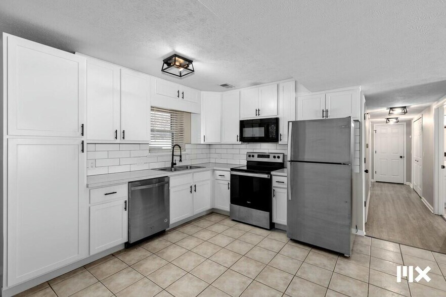 More Photos Of 2535 7th St, Shelbyville Apartments For Sale