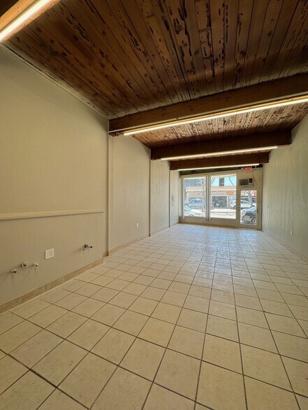 Primary Photo Of 2200-2244 E 14th St, San Leandro Storefront For Lease