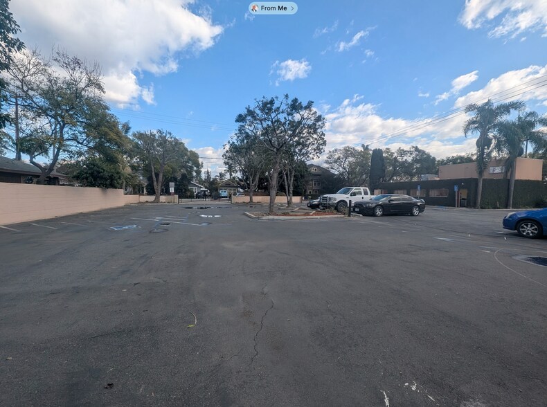 More Photos Of 1315 N Main St, Santa Ana Freestanding For Sale