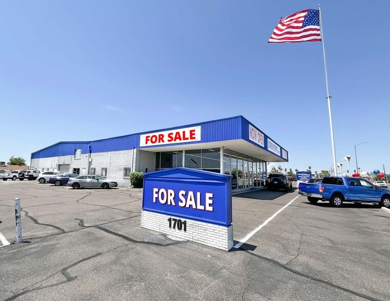 Primary Photo Of 1701 W Broadway Rd, Mesa Auto Dealership For Sale
