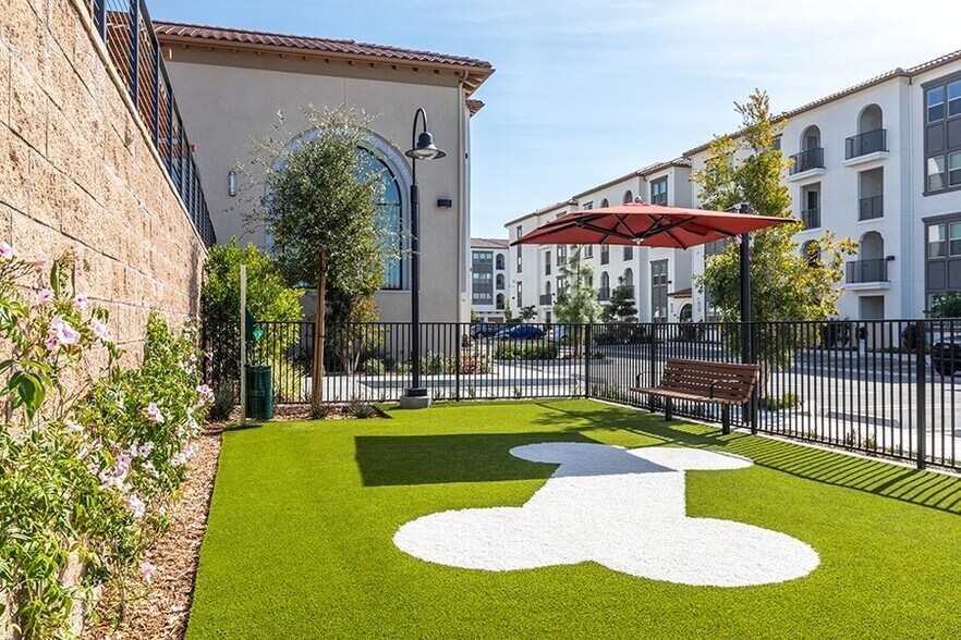 More Photos Of 12849 Poway Rd, Poway Unknown For Lease