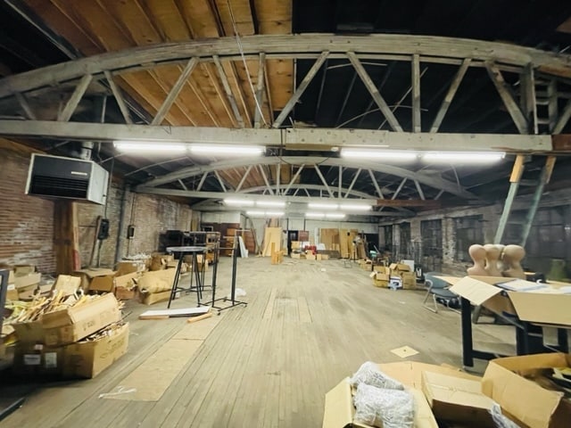 More Photos Of 3235 W Chicago Ave, Chicago Storefront For Sale