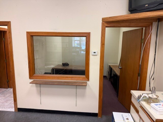 More Photos Of 84 N Franklin St, Hempstead General Retail For Lease