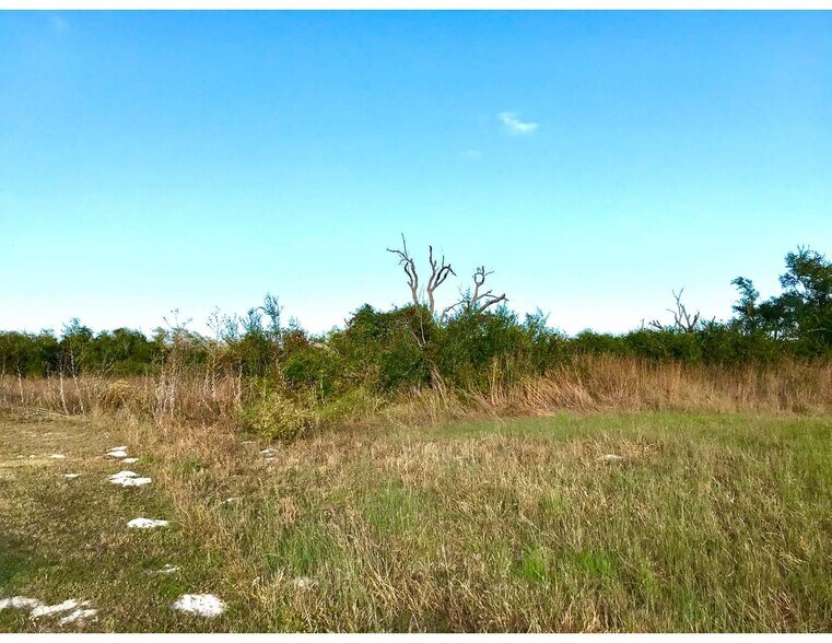 More Photos Of 1660 W Wheeler Ave, Aransas Pass Land For Sale