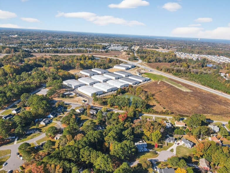 More Photos Of 1001 Bridge St, Fuquay-Varina Unknown For Lease