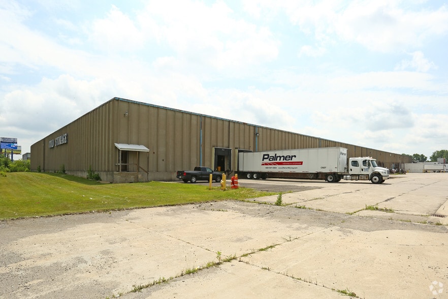More Photos Of 21740 Trolley Industrial Dr, Taylor Refrigeration Cold Storage For Lease