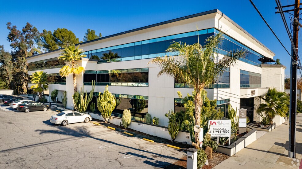 More Photos Of 20335 Ventura Blvd, Woodland Hills Office For Lease