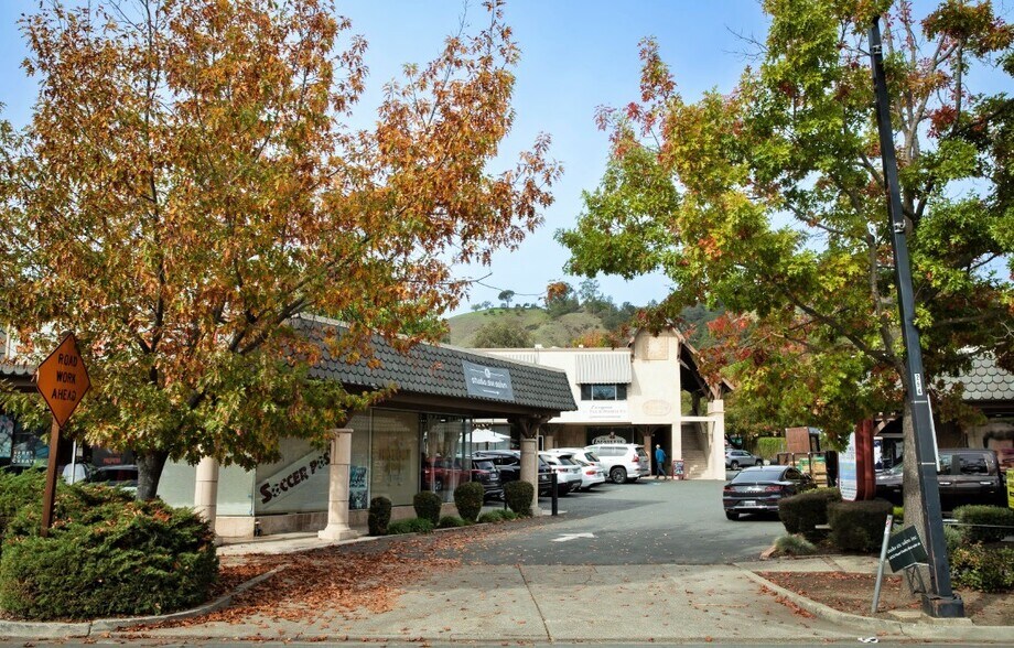 Primary Photo Of 3400 Mt Diablo Blvd, Lafayette Freestanding For Lease