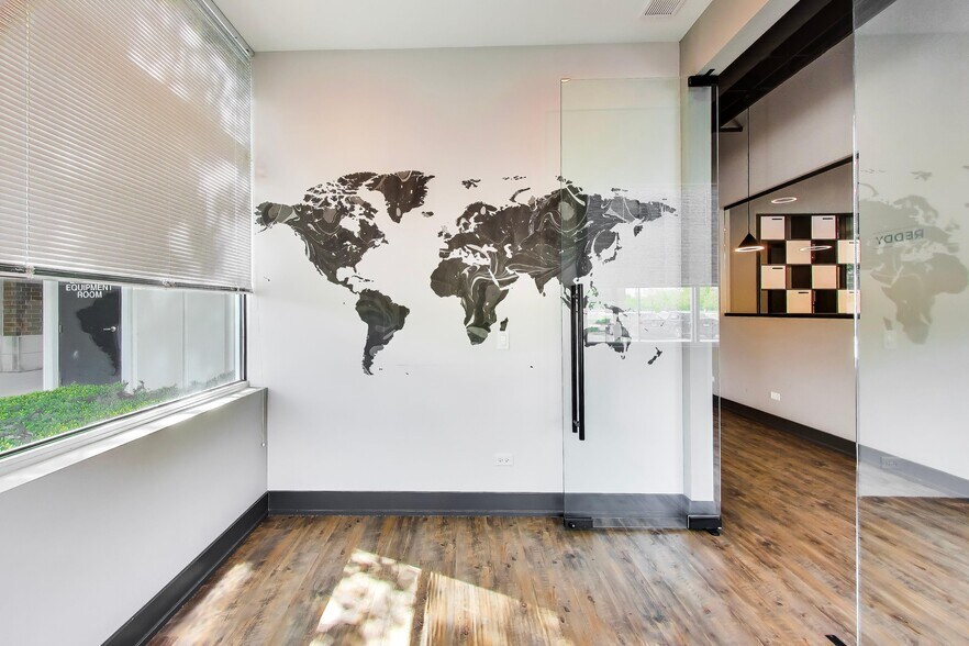 More Photos Of 2640 Patriot Blvd, Glenview Medical For Sale