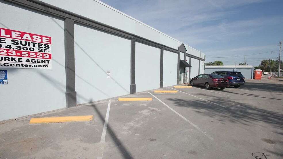 Primary Photo Of 817 Manatee Ave W, Bradenton Office For Lease