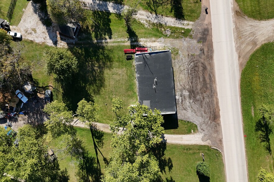 More Photos Of 10033 N Old State Road 67, Mooresville Flex For Sale