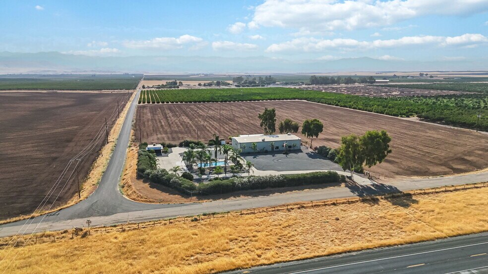 More Photos Of 23259 Avenue 64 Ave, Ducor Warehouse For Sale