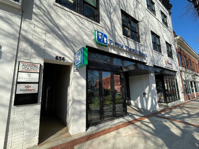 More Photos Of 656-658 S Main St, Greenville Loft Creative Space For Sale
