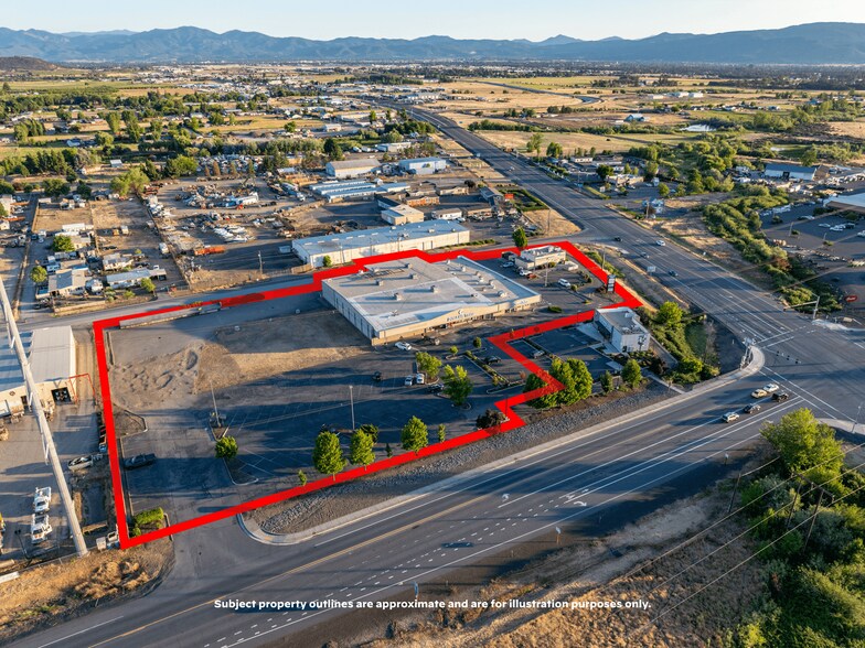 More Photos Of 7334 Crater Lake Hwy, White City Storefront For Lease
