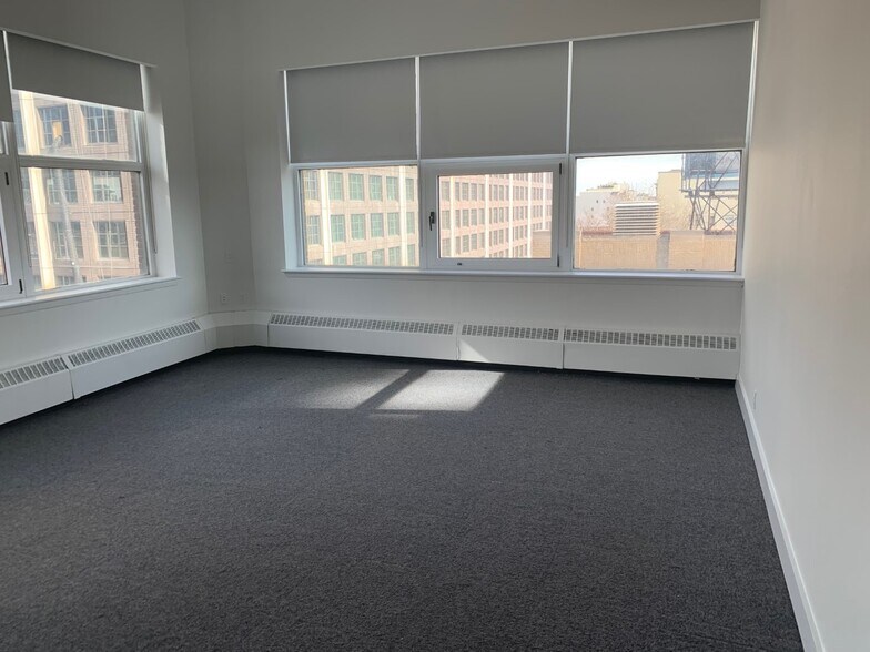 More Photos Of 110 York St, Brooklyn Office For Lease