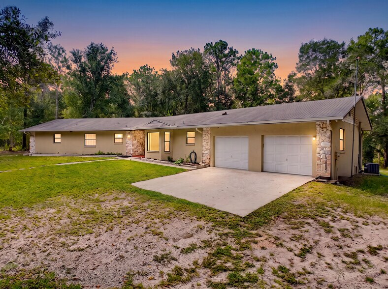 More Photos Of 26311 Willow St, Brooksville Specialty For Sale