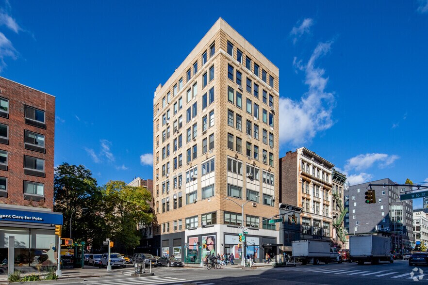 Primary Photo Of 575 Avenue of the Americas, New York Apartments For Lease
