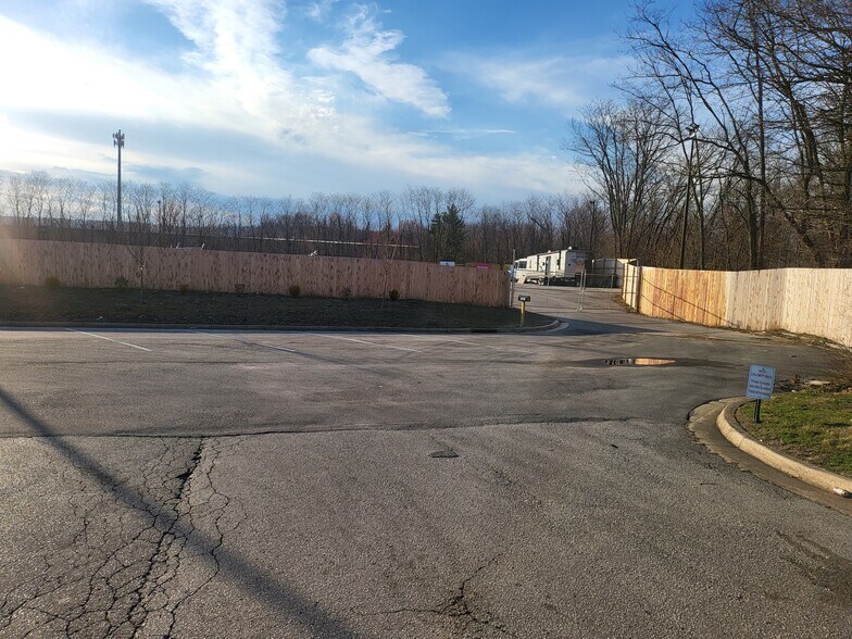 More Photos Of 7021 Global Dr, Louisville Land For Sale
