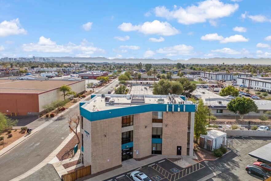 More Photos Of 4220 N 20th Ave, Phoenix Medical For Lease