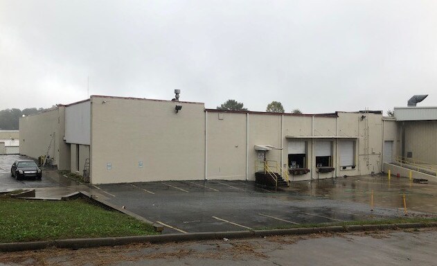 More Photos Of 1850 S Cobb Industrial Blvd, Smyrna Warehouse For Lease