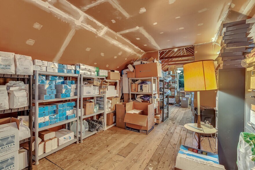 More Photos Of 245 Bay Shore Rd, Bay Shore Medical For Lease