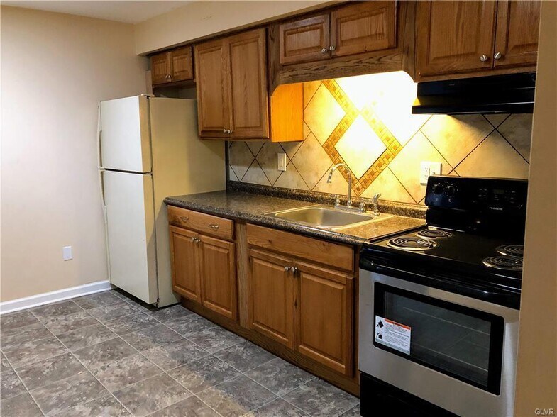 More Photos Of 441 W Turner St, Allentown Multifamily For Sale