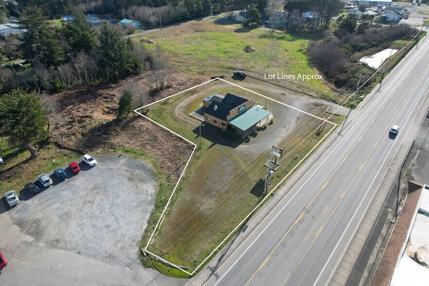 More Photos Of 1455 Oregon, Bandon Restaurant For Sale