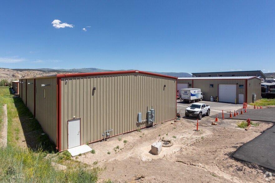 More Photos Of 707 Plane St, Gypsum Warehouse For Sale