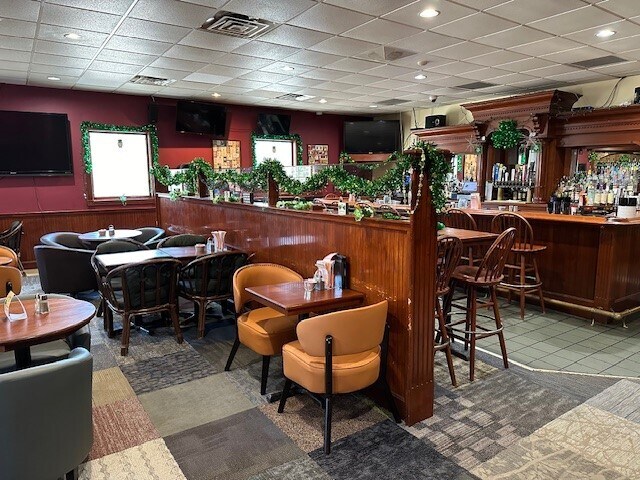 More Photos Of 35 State Rd, Phillipston Hotel For Sale