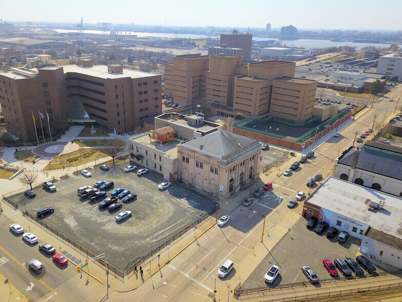 More Photos Of 418 Federal St, Camden General Retail For Lease