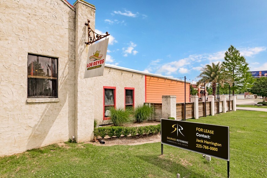 More Photos Of 1072 W Lee Dr, Baton Rouge General Retail For Lease