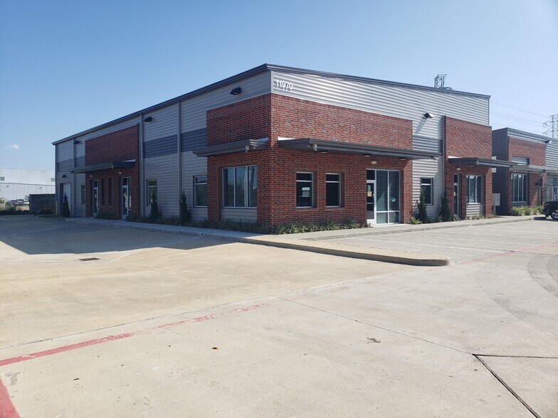 More Photos Of 11950 Barker Cypress Rd, Cypress Unknown For Lease