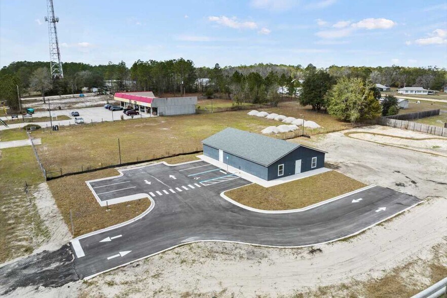 More Photos Of 4170 County Road 218, Middleburg Medical For Sale