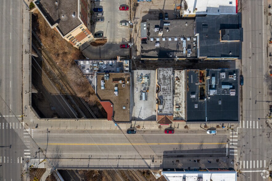 More Photos Of 317-319 SE 14th Ave, Minneapolis Freestanding For Lease