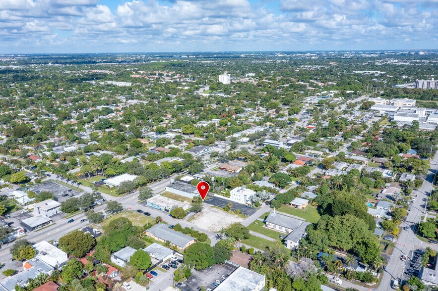 More Photos Of 1408 NE 4th Ave, Fort Lauderdale Freestanding For Sale