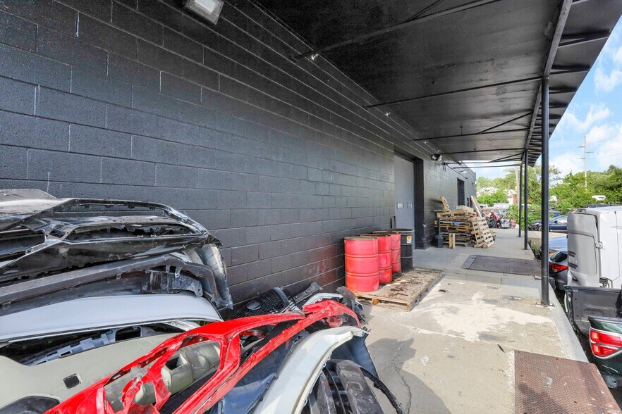 More Photos Of 1025 E Fifth Ave, Columbus Warehouse For Lease