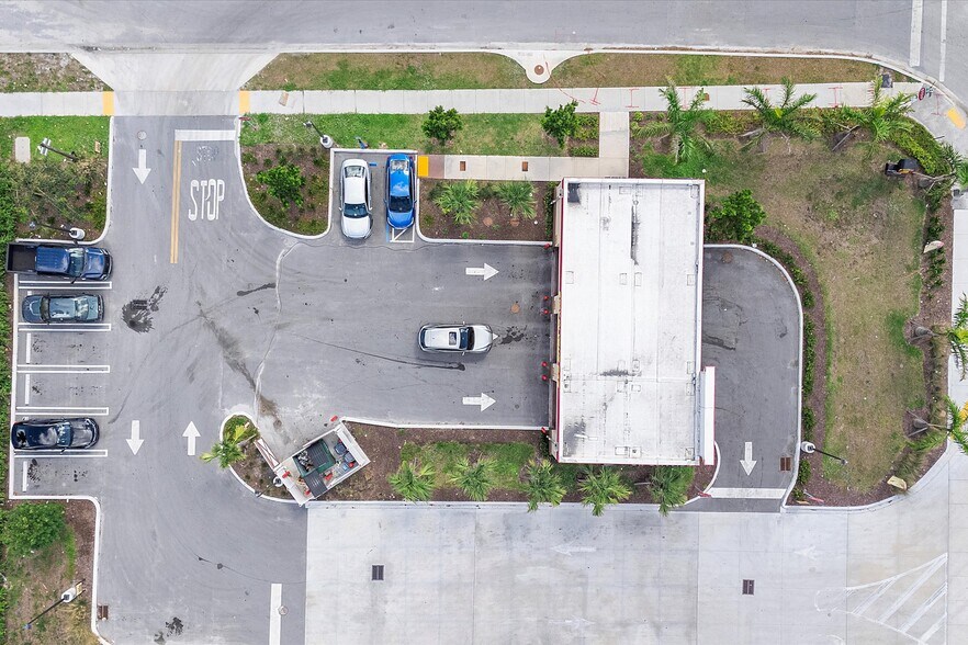 More Photos Of 15045 NW 7th Ave, Miami Service Station For Sale