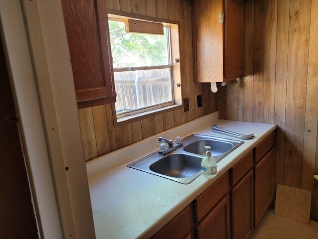 More Photos Of 217 Second St, Agua Dulce General Retail For Sale