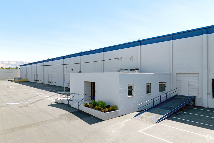 Primary Photo Of 1800-1810 Dobbin Dr, San Jose Warehouse For Lease