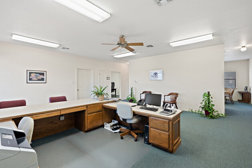 More Photos Of 409 Mallard Ln, Taylor Office Residential For Lease