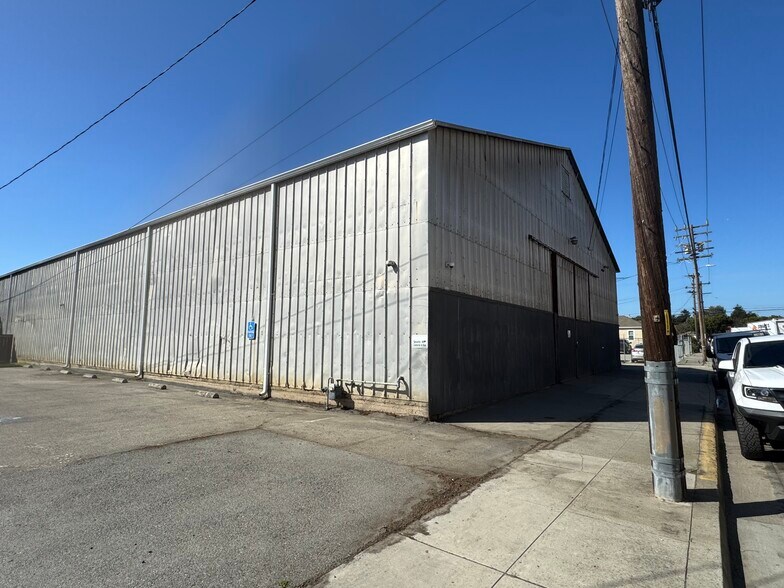 More Photos Of 347 Locust St, Watsonville Warehouse For Sale