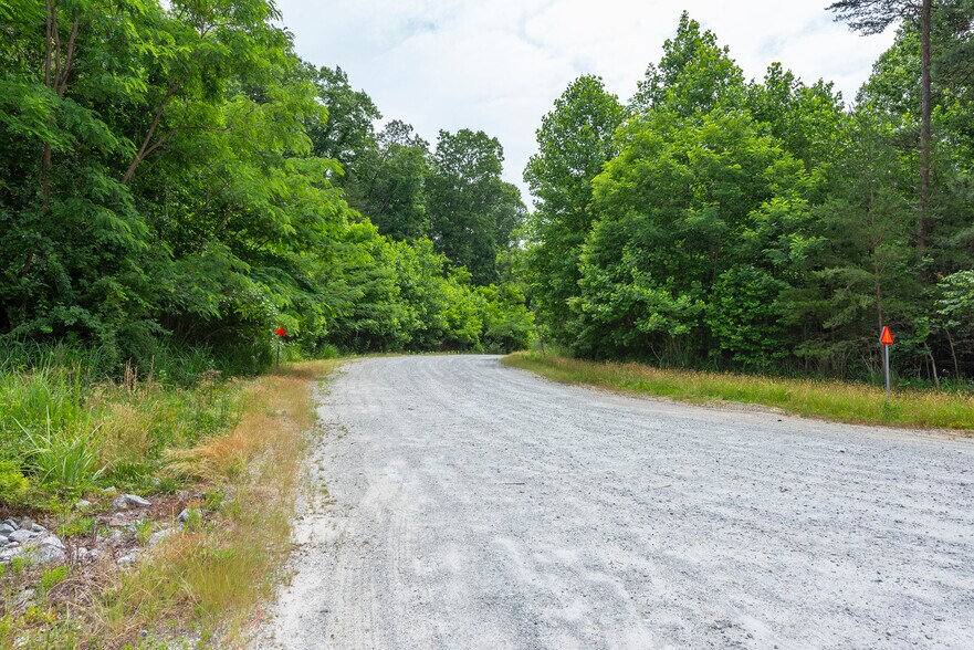 More Photos Of 45 Spiral Rd, Arden Warehouse For Sale
