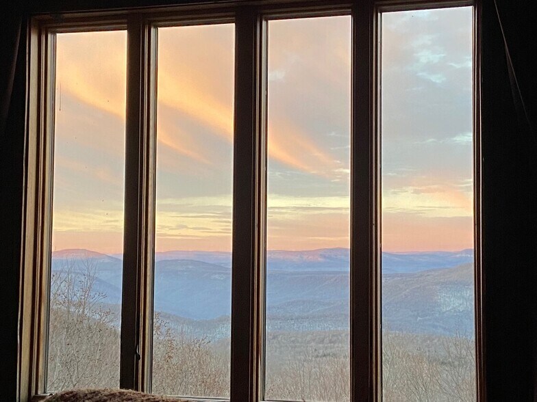 More Photos Of , Snowshoe Specialty For Sale