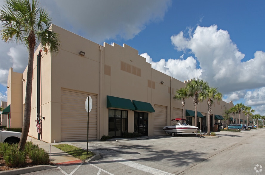 More Photos Of 7602-7664 SW Jack James Dr, Stuart Warehouse For Lease