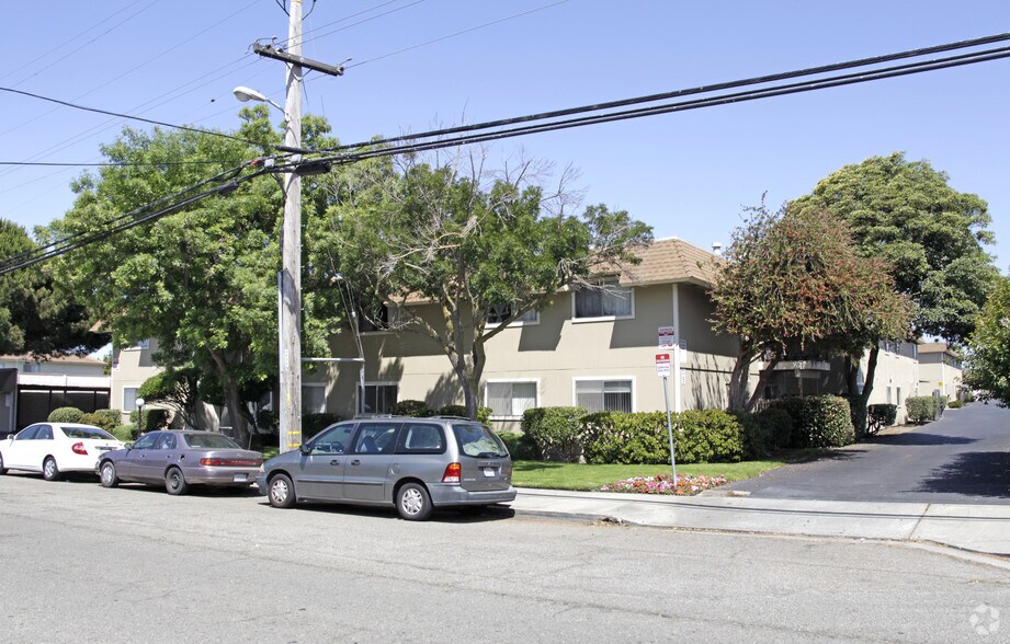More Photos Of 2727 Marina Blvd, San Leandro Apartments For Sale